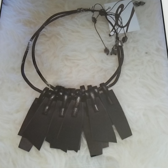 Boho leather and brass bib necklace - Picture 2 of 5